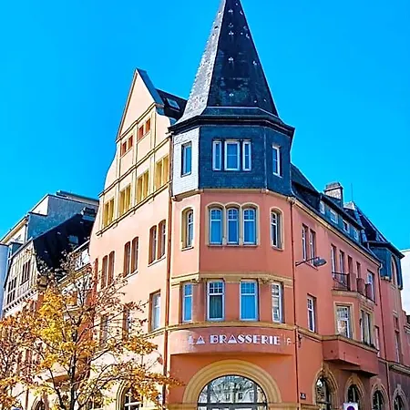 호스텔 La Brasserie